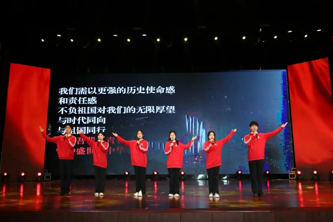 戏剧兴趣小组.jpg