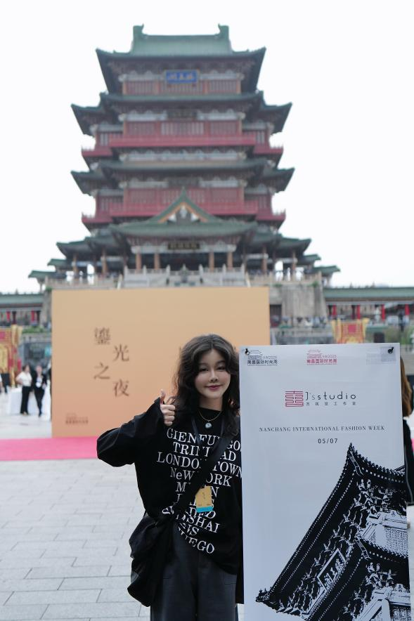 2025年5月7日李婧老师与她的个人品牌受邀拍摄时尚芭莎活动.png